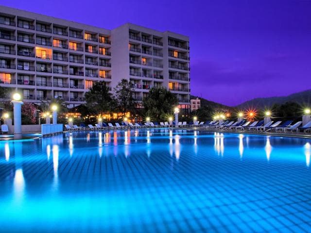 Tusan Beach Resort — фото 1